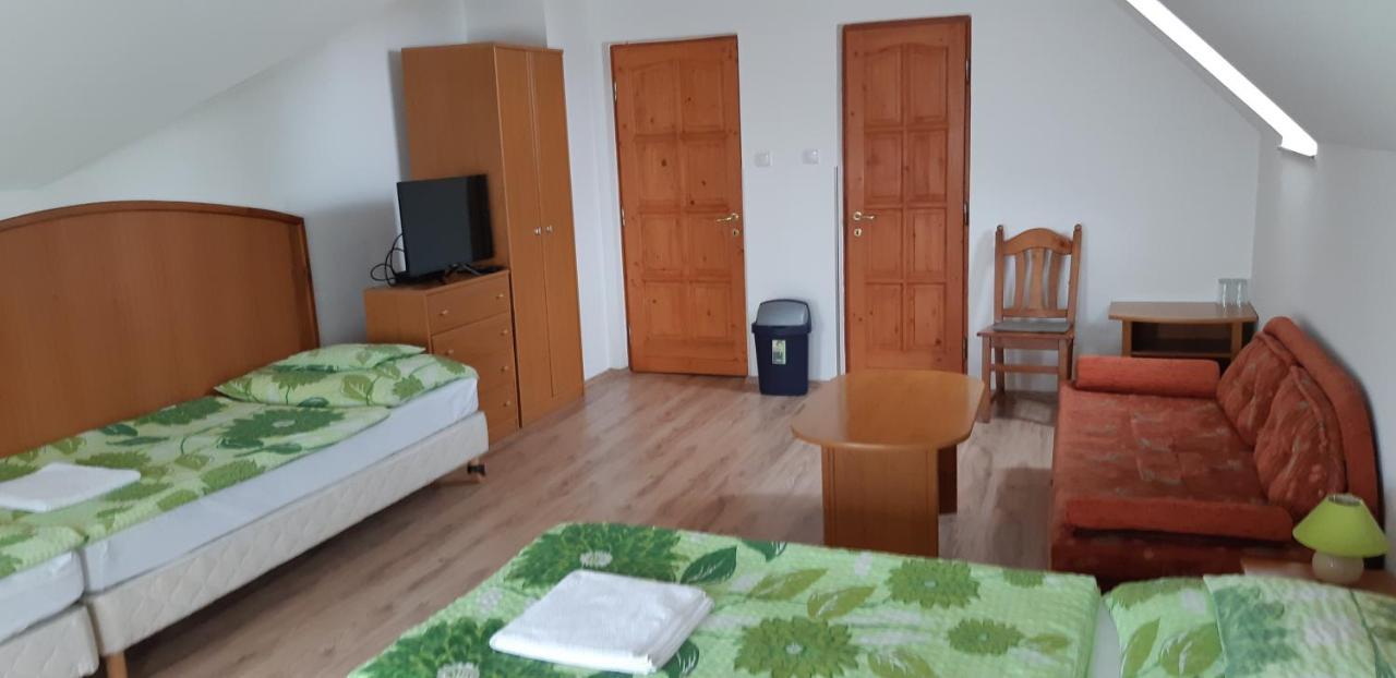Hotel Borgaléria Tokaj Esterno foto